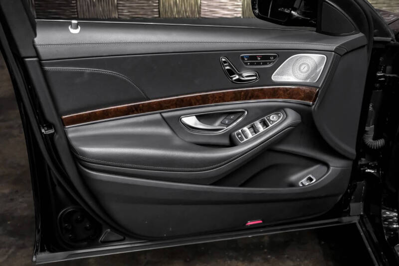 2014 Mercedes-Benz S-Class S 550