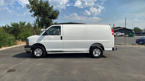 2025 Chevrolet Express 2500