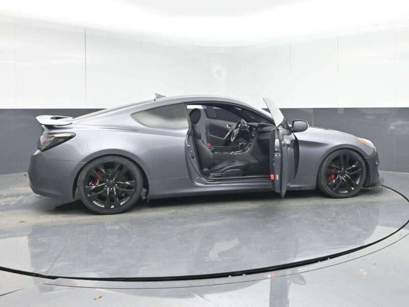 2016 Hyundai Genesis Coupe