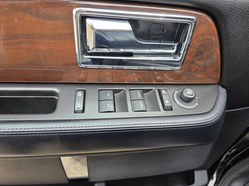 2017 Lincoln Navigator L Select