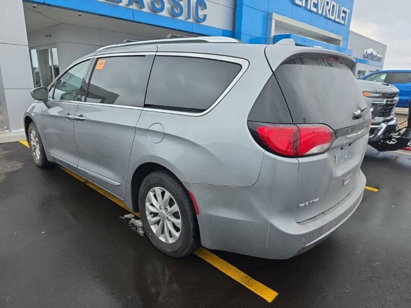 2019 Chrysler Pacifica Touring L