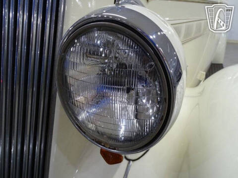 1936 Packard Eight Sedan