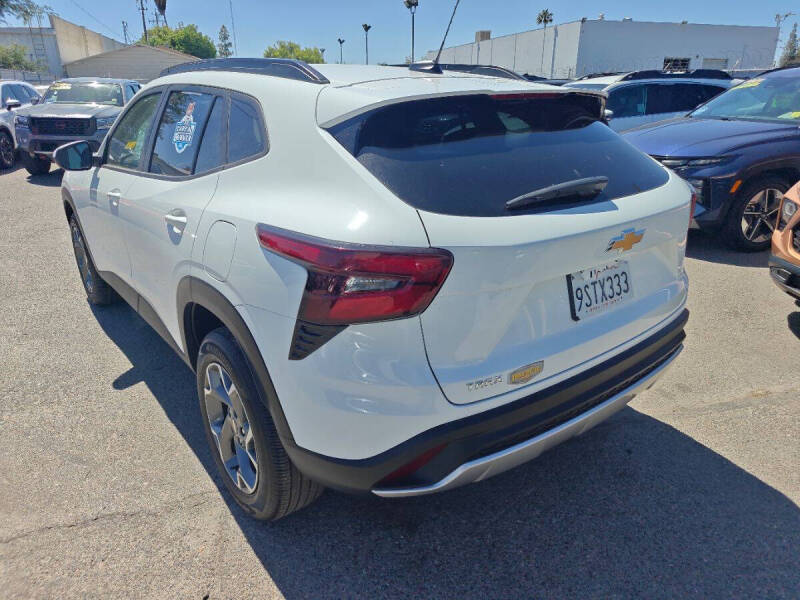 2025 Chevrolet Trax LT