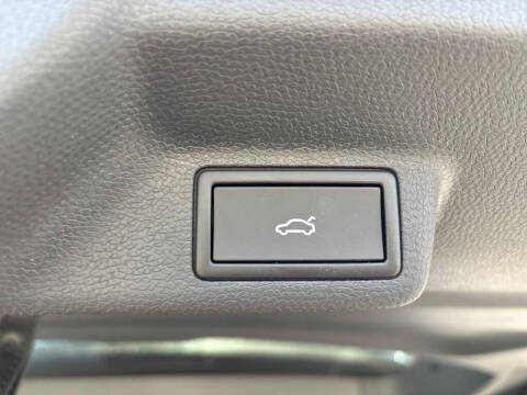 2025 Volkswagen ID. Buzz Pro S Plus 4Motion