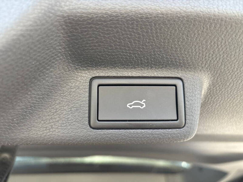 2025 Volkswagen ID. Buzz Pro S Plus 4Motion