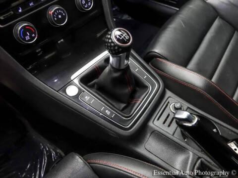 2017 Volkswagen Golf GTI SE