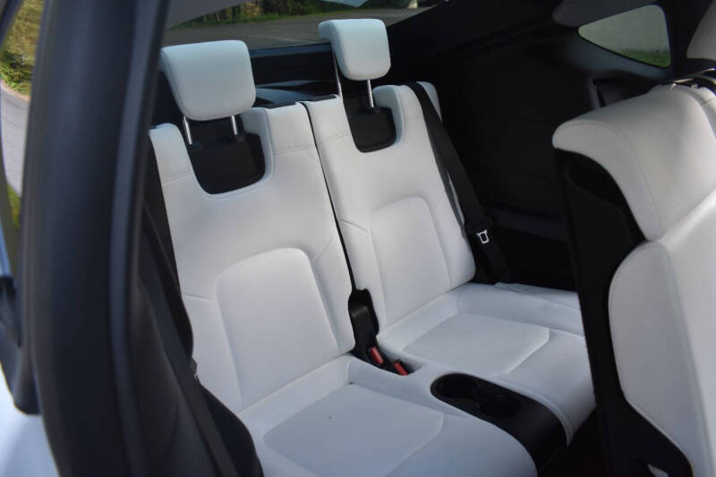 2023 Tesla Model Y Long Range - Photo 17