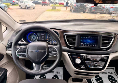 2019 Chrysler Pacifica L