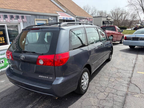 2008 Toyota Sienna CE 7-Passenger