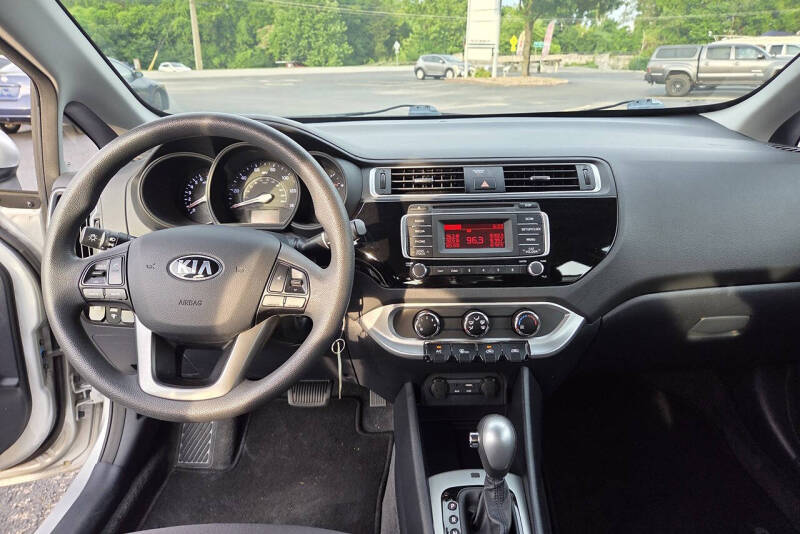 2016 Kia Rio LX