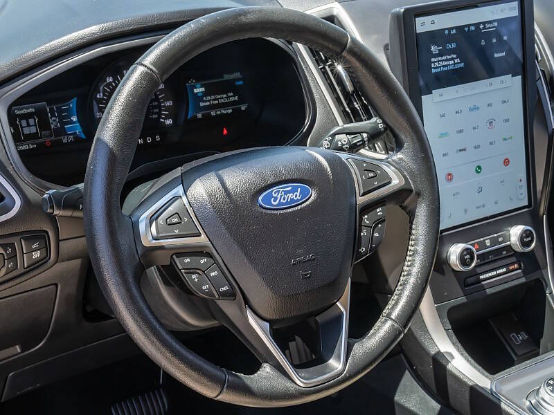 2022 Ford Edge