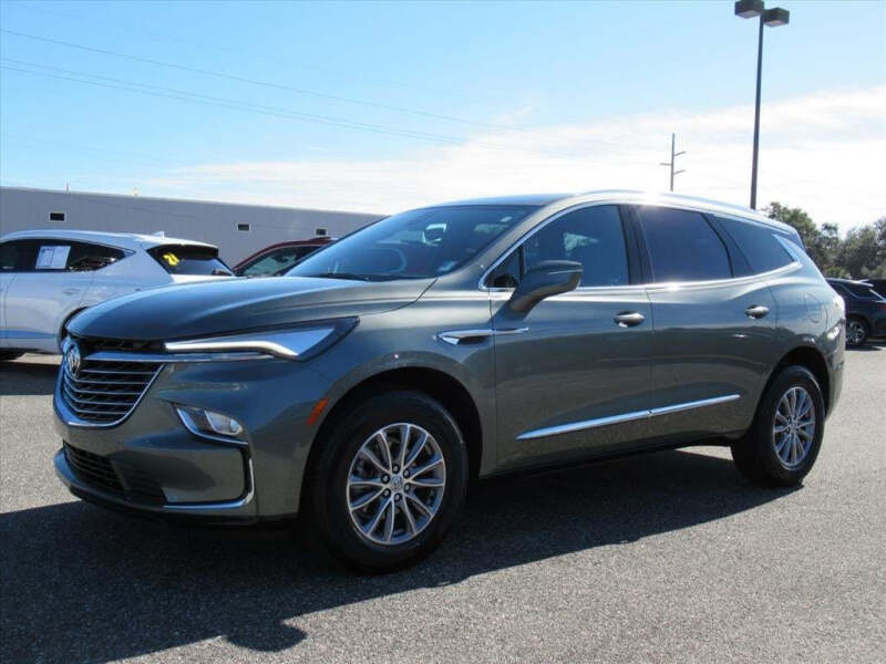 2024 Buick Enclave Essence