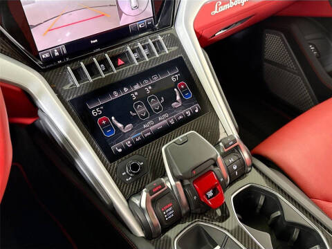 2020 Lamborghini Urus