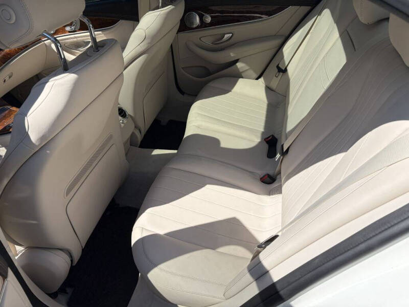 2019 Mercedes-Benz E-Class E 300