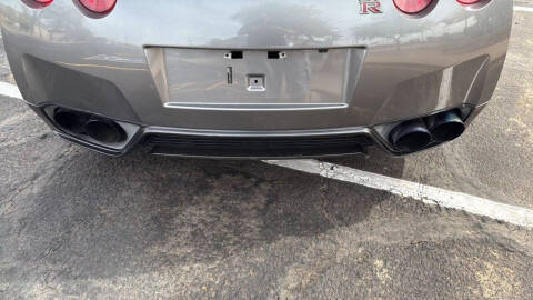 2012 Nissan GT-R Black Edition