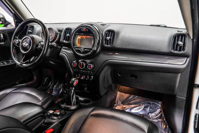 2018 MINI Countryman Cooper