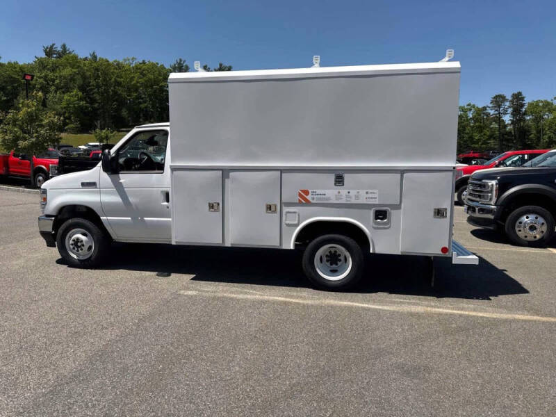 2027 Ford E-Series
