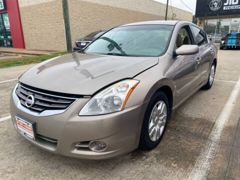 2012 Nissan Altima for sale at Houston Auto Gallery in Katy TX