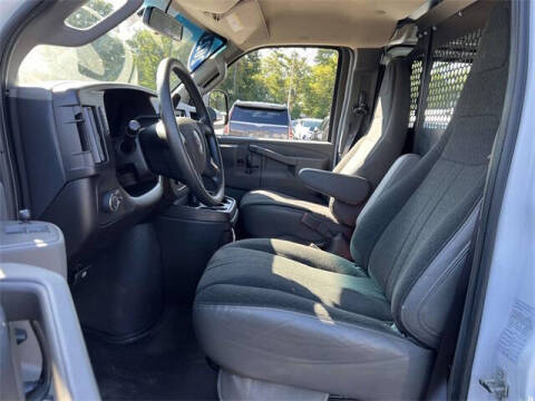 2023 GMC Savana 2500