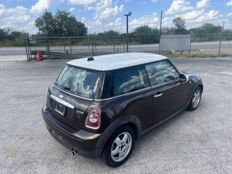 2011 MINI Cooper