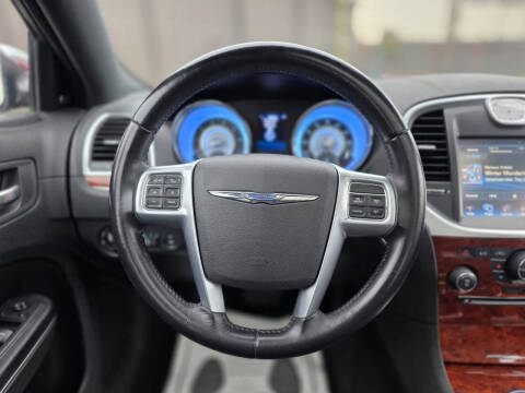 2012 Chrysler 300 Limited