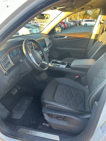 2024 Volkswagen Atlas SE