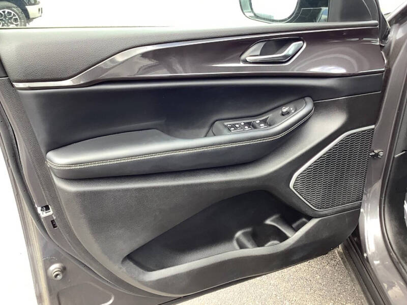 2022 Jeep Grand Cherokee L