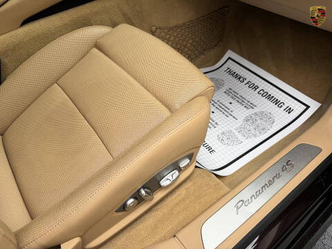 2016 Porsche Panamera