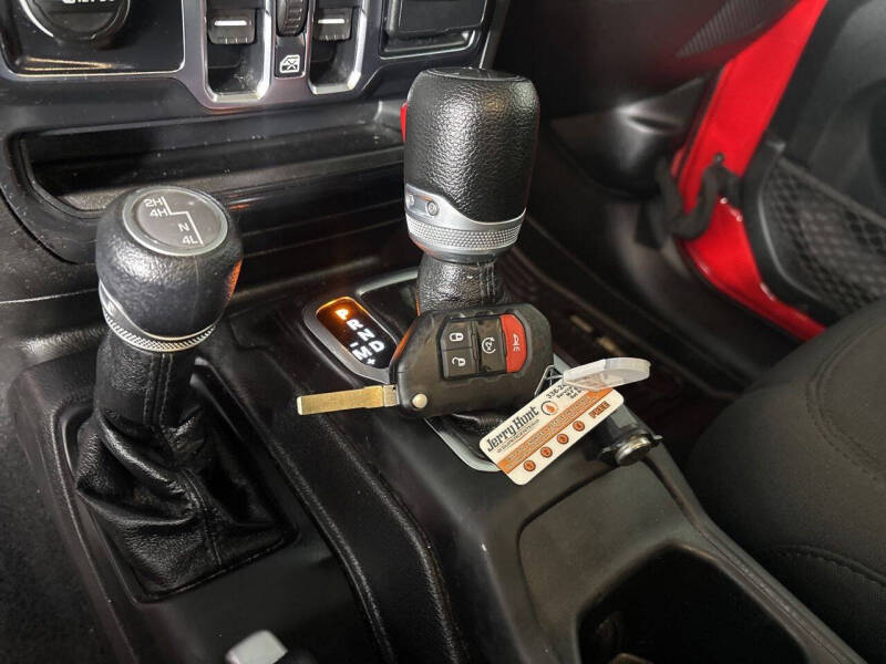 2020 Jeep Gladiator Sport