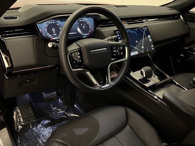 2024 Land Rover Range Rover Sport P360 SE