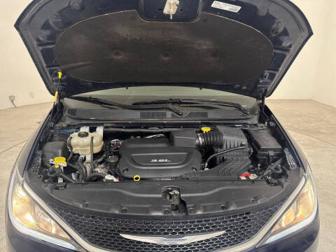 2018 Chrysler Pacifica Touring L Plus