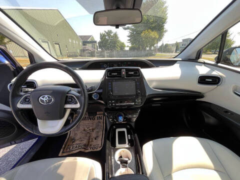 2016 Toyota Prius Three Touring
