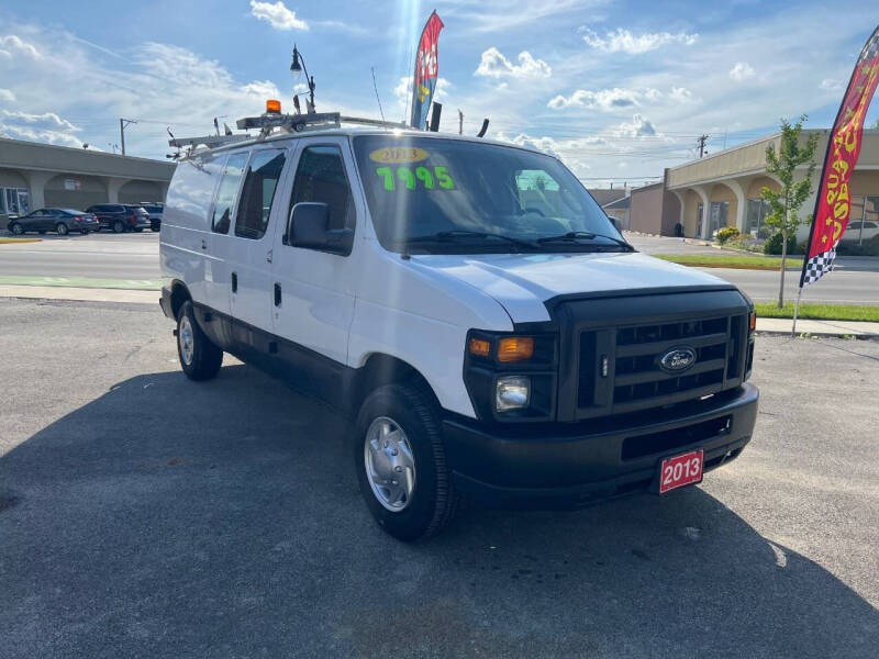 2013 Ford E-Series