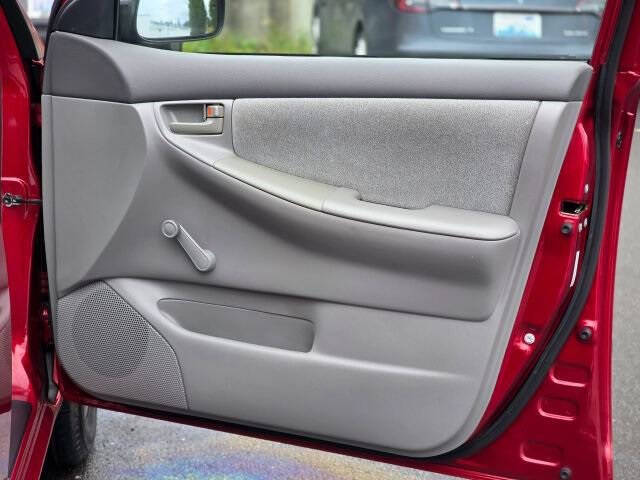 2004 Toyota Corolla CE