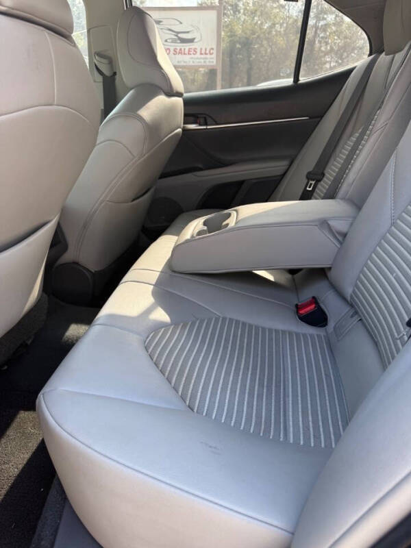 2019 Toyota Camry SE