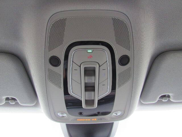 2019 Audi e-tron quattro Prestige