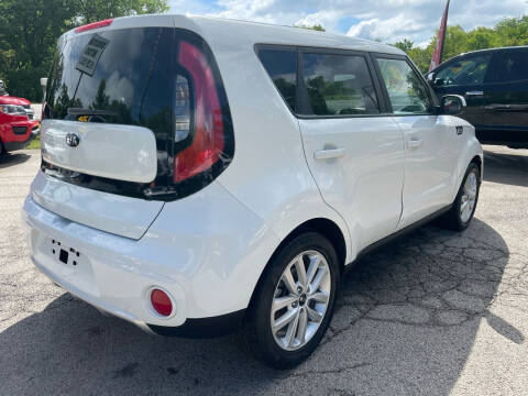 2019 Kia Soul +