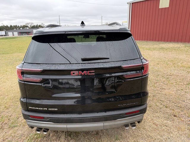 2024 GMC Acadia Elevation