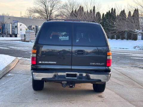 2004 Chevrolet Suburban 1500 LT