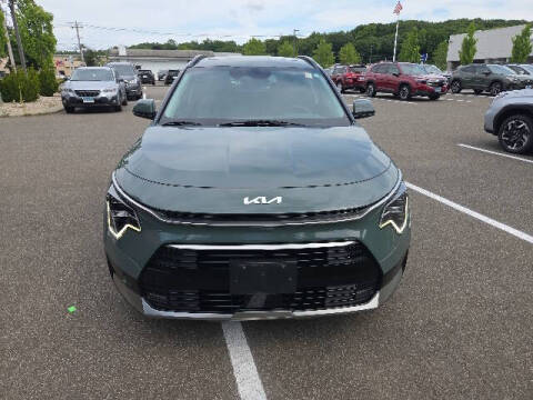 2023 Kia Niro SX