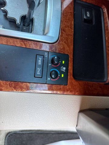 2014 Toyota Land Cruiser