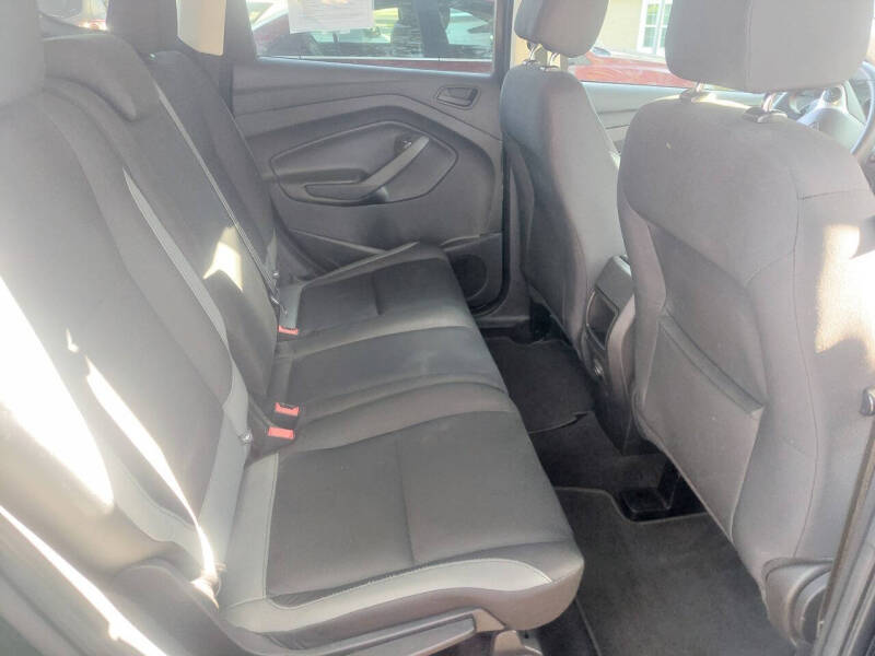 2016 Ford Escape S