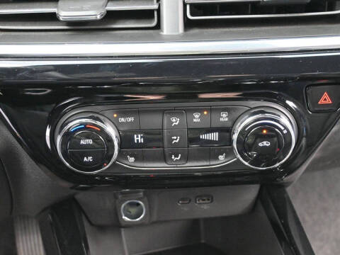 2025 Chevrolet Trax RS