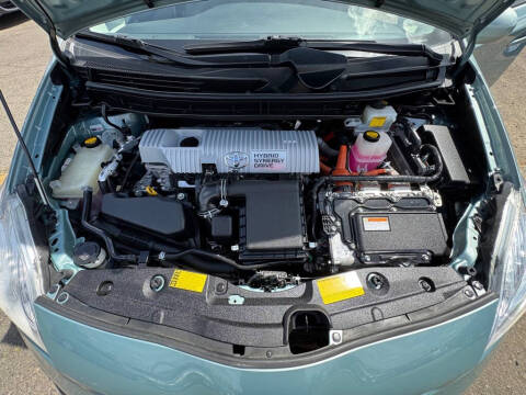2014 Toyota Prius Two