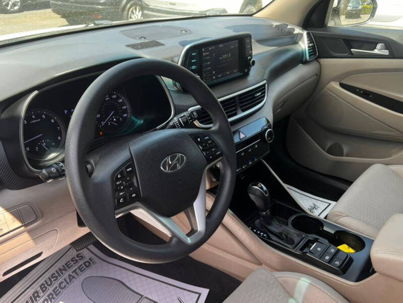 2020 Hyundai Tucson SE