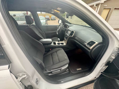 2014 Jeep Grand Cherokee Laredo E