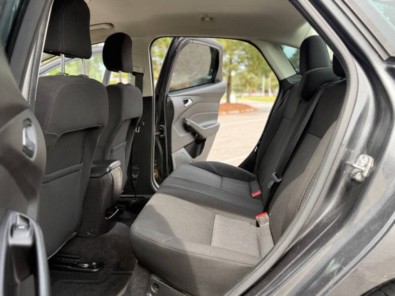 2017 Ford Focus SE