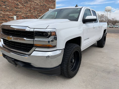 2018 Chevrolet Silverado 1500 for sale at Tiger Auto Sales in Guymon OK