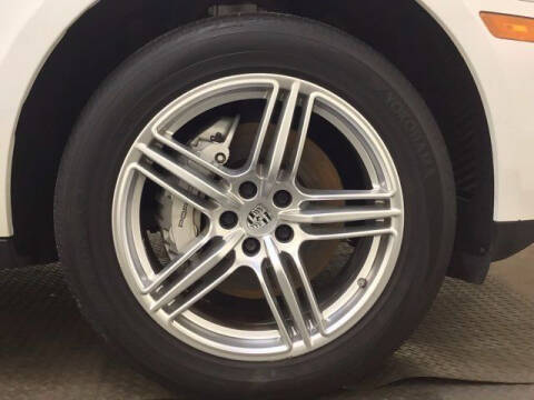 2017 Porsche Macan S