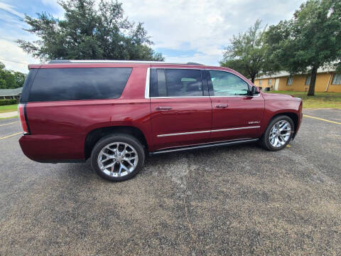 2018 GMC Yukon XL for sale at Rons Auto Sales in Stockdale TX